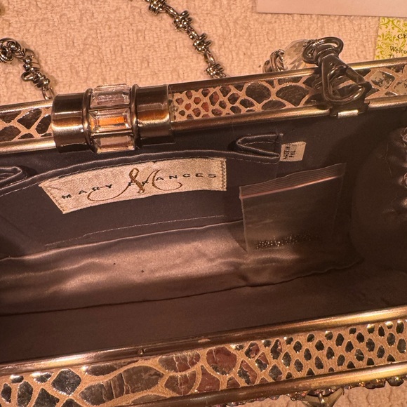 Gorgeous Mary Frances Moviestar Rhinestone embellished beaded silver snakeskin - Picture 10 of 13